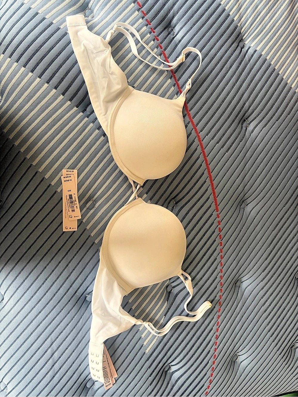Victoria's Secret Bombshell 32C White